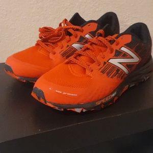 New Balance runners ( brand new) with  box